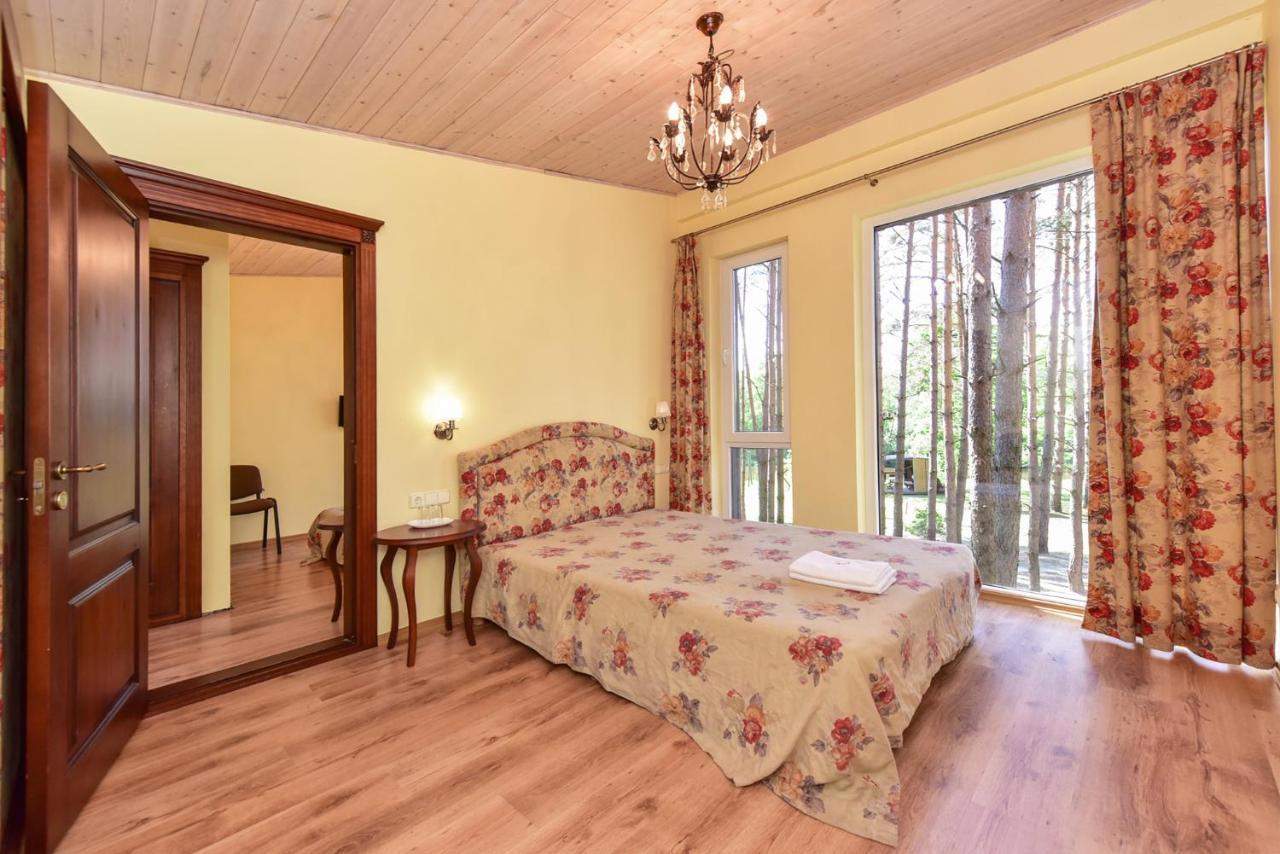 Hotel Pusu Takas Andrioniskis Exteriér fotografie
